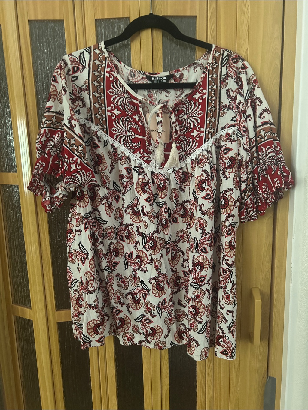 Bloomchic Red And White Floral Tie-Front Peasant Blouse